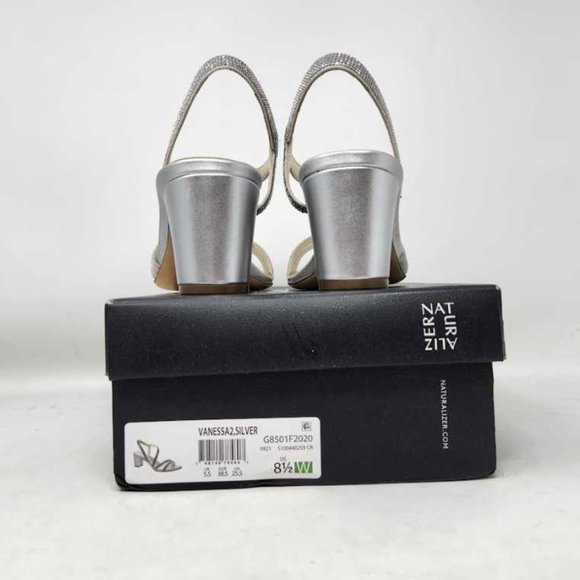 New women's 8.5W Naturalizer Vanessa2 silver strappy sandals heels 8.5 Wide - Picture 2 of 10